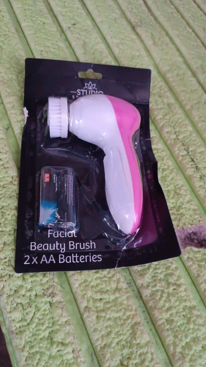 Waterproof Facial Cleansing Brush & Massager – Deep Clean, Smooth & Glowing Skin